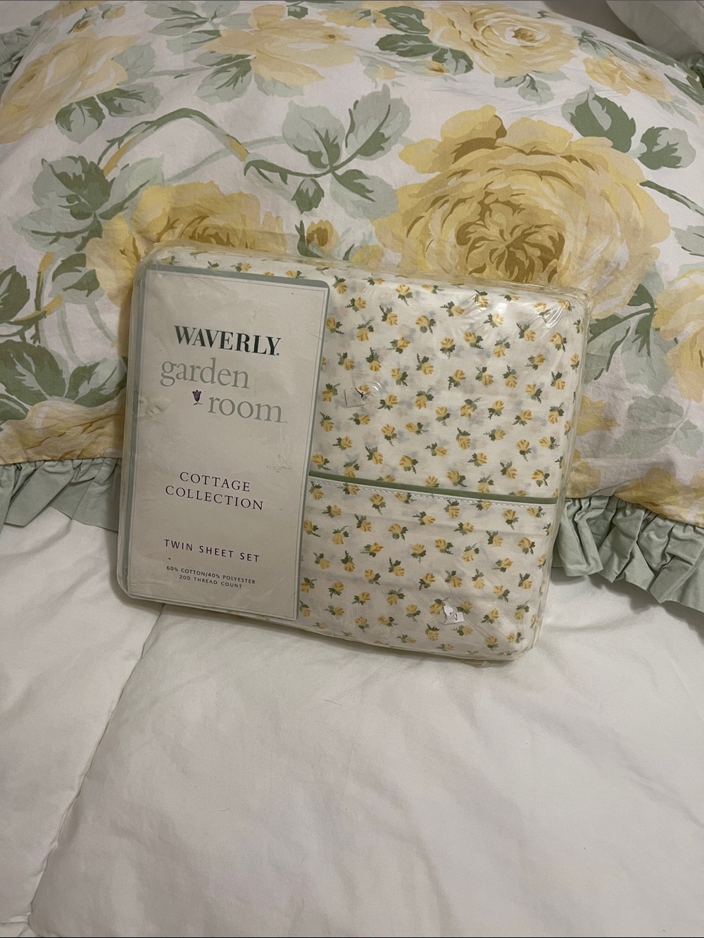 NWT Waverly garden room, cottage collection, twin sheet set